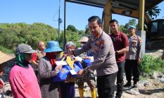 Polres Sumenep Gelar Bakti Sosial Untuk Para Pemulung di TPA Torbang Dalam Rangka Hari Bhayangkara Ke-80 
