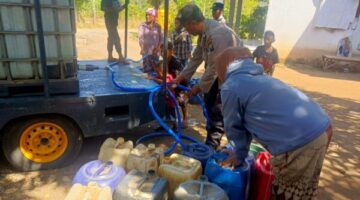 Polsek Winongan Salurkan Air Bersih untuk Warga Terdampak Kekeringan