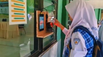 SMP Negeri 1 Sumenep Terapkan Absensi Digital, Orang Tua Kini Dapat Pantau Kehadiran Siswa Secara Real-Time