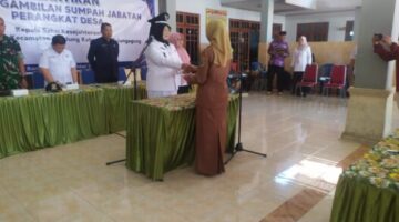 Resmi Dilantik Kepala Seksi Kesejahteraan Desa Bandung Siap Mengabdi Untuk Kemajuan Desa.