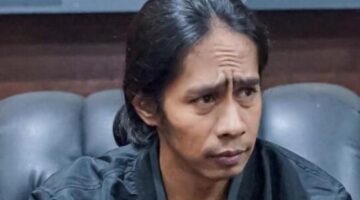 SURAT AI PADA PRESIDEN DAN MENHAN     Oleh: Fauzi As Pak Presiden, Pak Menhan,